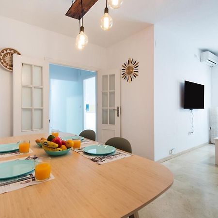 The 1St Corner Central Apartments Malaga Bagian luar foto