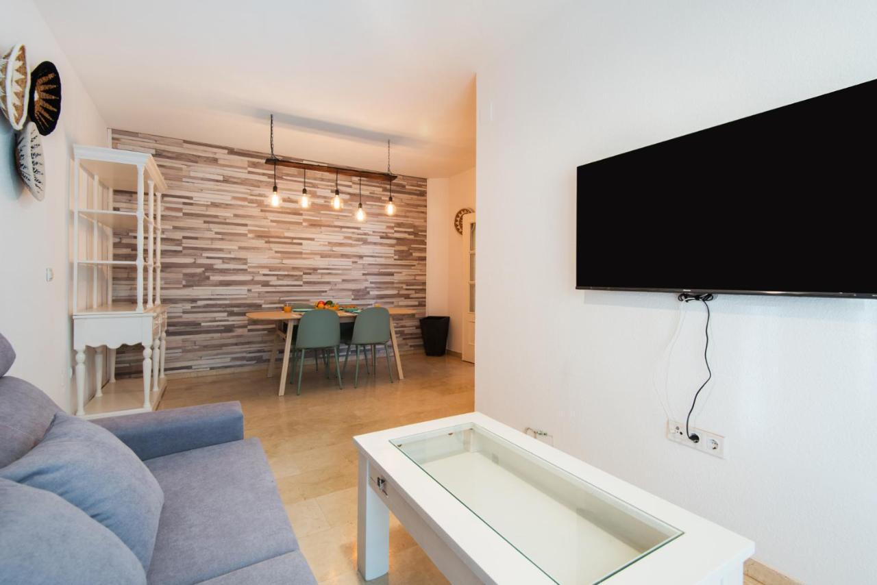 The 1St Corner Central Apartments Malaga Bagian luar foto