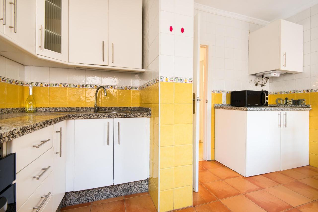 The 1St Corner Central Apartments Malaga Bagian luar foto