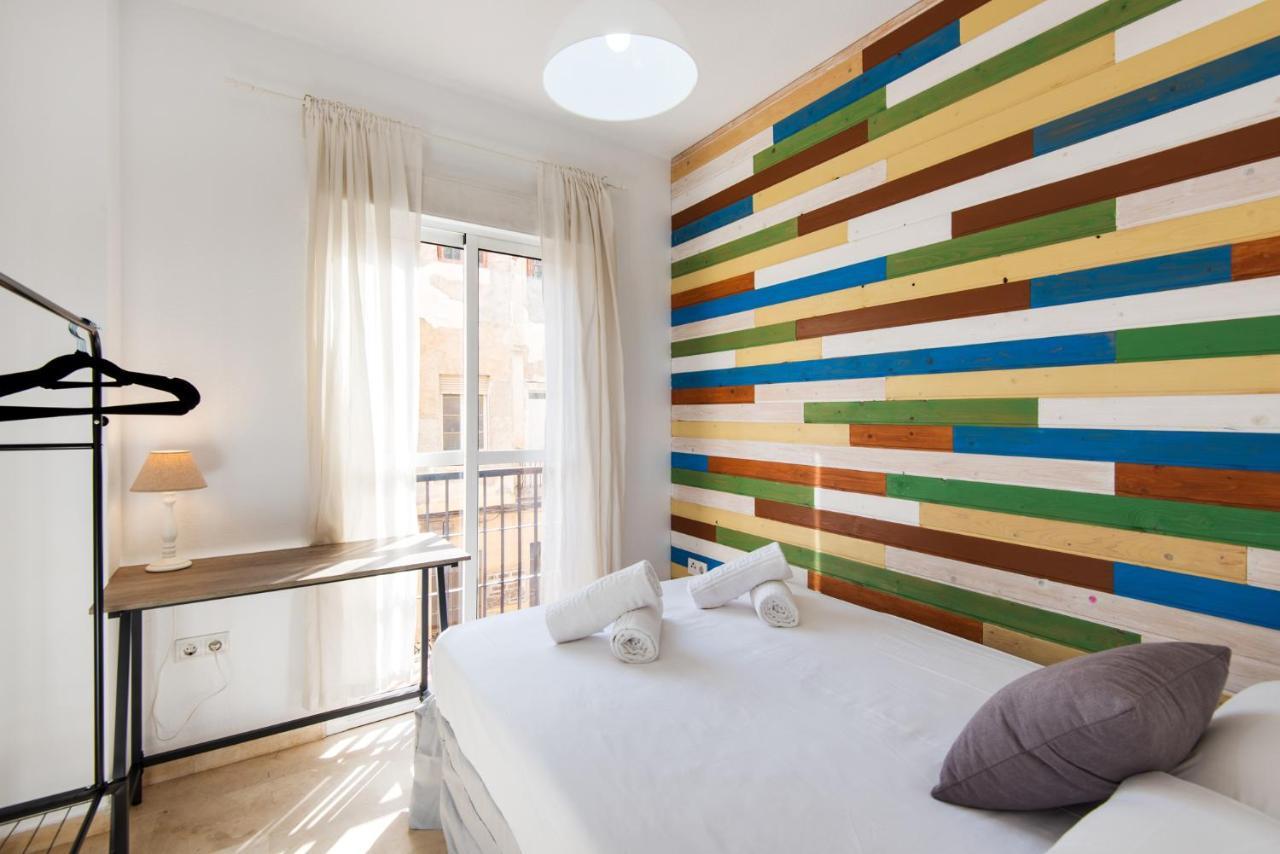 The 1St Corner Central Apartments Malaga Bagian luar foto