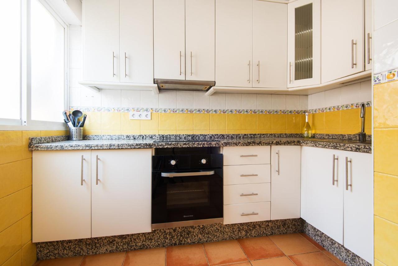 The 1St Corner Central Apartments Malaga Bagian luar foto